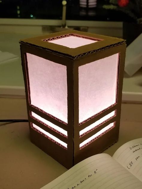 Cardboard Shoji Lantern : 7 Steps (with Pictures) - Instructables Japanese Room Divider, Luminaria Diy, Handmade Lanterns, Paper Lanterns Diy, Lantern Craft, Portable Lantern, Japanese Lanterns, Japanese Wedding, Halloween Tattoo