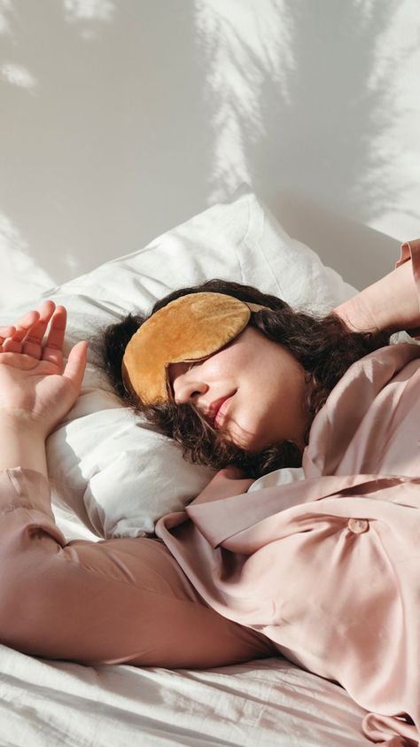 Best Sleep Mask, Benefits Of Sleeping, Heavy Sweating, Mask Aesthetic, Stages Of Sleep, Bedtime Ritual, Sleep Routine, Loose Skin, Wash Your Face