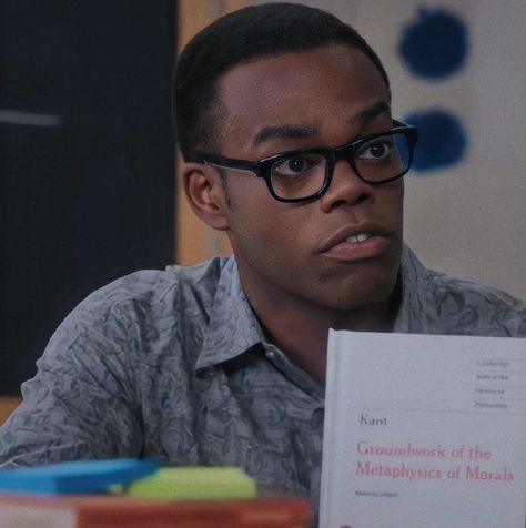 the good place | chidi anagonye | aesthetic icons The Good Place Chidi, Chidi Anagonye, Fit Guys, Iconic Movies, Descendants, Mens Fitness, The Good Place, The Good, Movie Tv