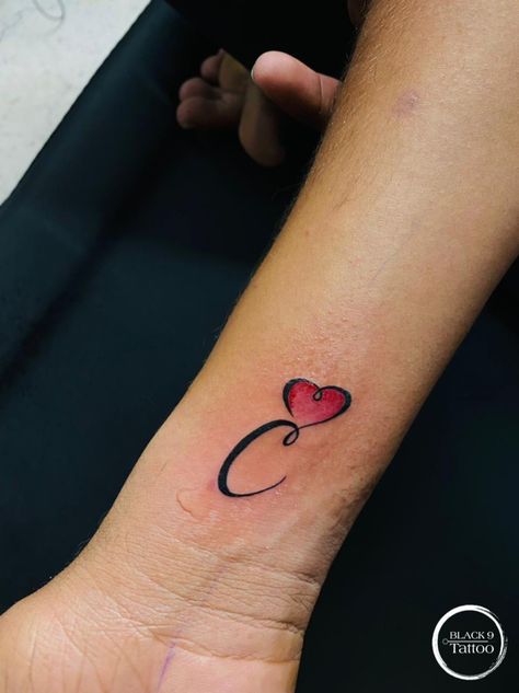 #black9tattoo C Tatoos Letter, Letter C Tattoo Ideas Initials, C Letter Tattoo Design, C Heart Tattoo, C Tattoo Initial, C Letter Tattoo, C Initial Tattoo, Heart Tattoo Simple, Letters Sketch