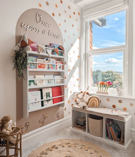 Kids Room Desk, Kids Rooms Inspo, Small Kids Room, Bookshelf Inspiration, Baby Playroom, Kids Room Interior Design, Baby Boy Room Decor, Kids Bedroom Inspiration, Toddler Room Decor