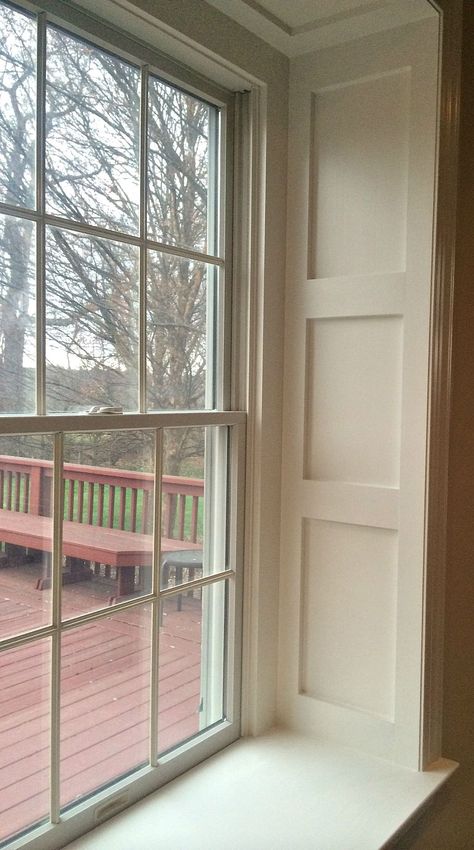 Window Sill Styling, Kitchen Window Sill Ideas, Window Sill Ideas, Deep Window Sill, Interior Window Sill, Wainscoting Dining Room, Wainscoting Stairs, Wainscoting Kitchen, Basement Window