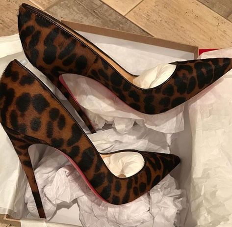 Fashion Shoes Heels, Cute Shoes Heels, Shoes Heels Classy, Leopard Print Shoes, Heels Classy, Fancy Shoes, Girly Shoes, Stiletto Shoes, Pretty Shoes