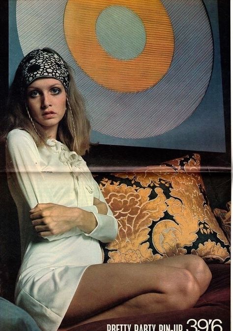 Orange Filter, Mick Taylor, 60s Aesthetic, Twiggy Fashion, 60s 70s Fashion, 60s And 70s Fashion, Lauren Hutton, Seventies Fashion, Swinging Sixties