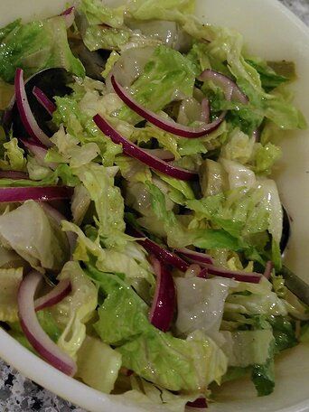 House Salad Recipe, Pasta Restaurant, Pasta Restaurants, House Salad, Romaine Lettuce Salad, Salad Pasta, Best Salad Recipes, Lettuce Salad, Chopped Salad