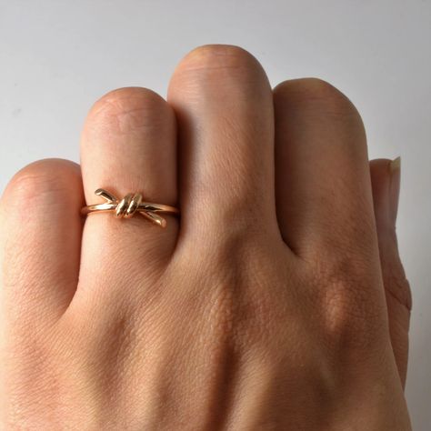 Tiffany Knot Ring, Tiffany And Co Ring, Tiffany Knot, Tiffany Gold, Gold Knot Ring, 2025 Aesthetic, Knot Ring, Tiffany And Co, Stylish Jewelry