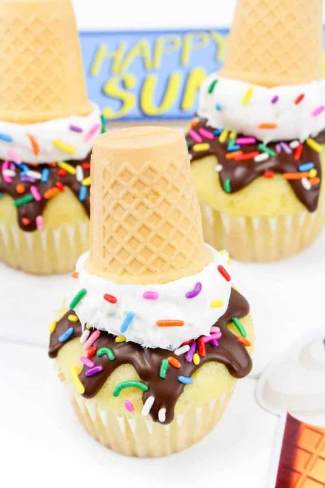 Cupcakes That Look Like Ice Cream, Cupcakes Summer, Cupcake Ice Cream Cones, Truck Cupcakes, Cone Cupcakes, Ice Cream Cone Cupcakes, Summer Cupcakes, Melting Ice Cream, Cupcake Cones