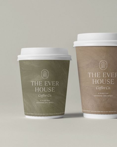 Coffee Cup Sleeve Design, Coffee Shop Mugs, Paper Coffee Cup Design Ideas, Coffee Shop Branding Design, Cup Coffee Design, Elegant Coffee Shop, Coffee Shop Packaging, Coffee Color Palette, Coffee Cups Design