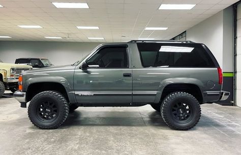 1996 Chevy Tahoe 2 Door, Chevy Z71 Lifted 4x4, Chevy Tahoe Off Road, Two Door Tahoe, Obs Tahoe, Chevy Tahoe Interior, 1999 Chevy Tahoe, 1999 Tahoe, 1993 Chevy Silverado