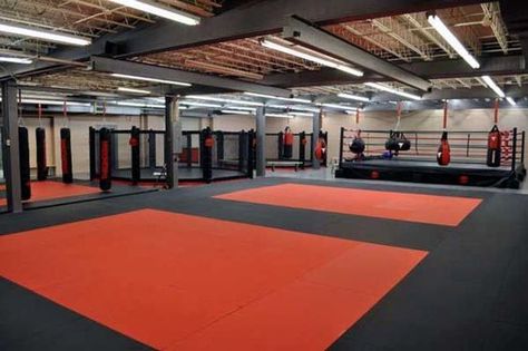 Systema Martial Art, Dojo Design, Dojo Ideas, Martial Arts Gym, Muay Thai Gym, Martial Arts Club, Mixed Martial Arts Training, Dream Gym, Gym Design Interior