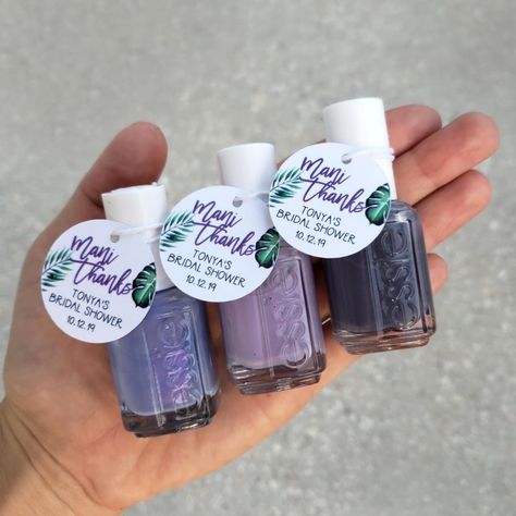 Nail Polish Party, Mani Thanks, Nail Polish Favors, Bridal Shower Inspo, Cute Nail Polish, Wedding Shower Favors, Pink Fox, Nail Polish Bottles, Cute Nail