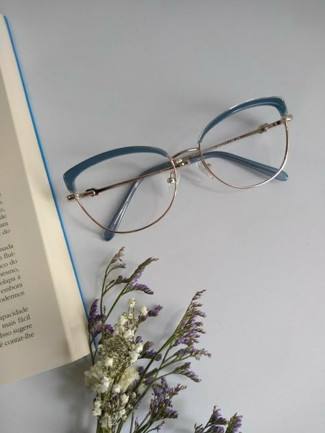 Specs Frames Women, Cool Glasses Frames, Glasses Frames For Girl, Frames For Glasses, Clear Glasses Frames Women, Glasses For Girls, Glasses Women Fashion Eyeglasses, Creative Sunglasses, Eyewear Photography