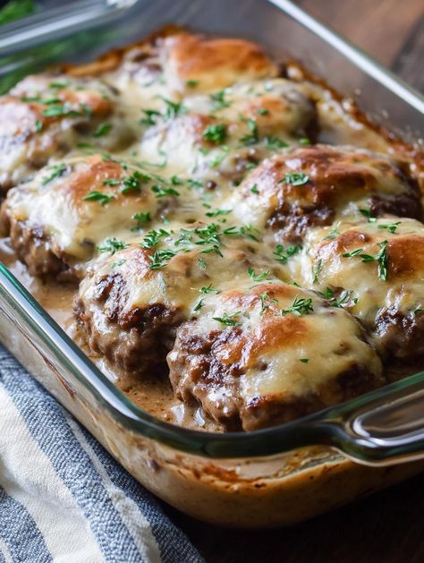 Amish Hamburger Steak Bake Hamb Meat Recipes, Baked Meat Ideas, Meal With Hamburger Meat Dinner Ideas, Hamburger Meals For Two, Chopped Meat Dinner Ideas, Hamburger With Potatoes Recipes, Hamburger Meat Recipes For Two, Potluck Hamburger Recipes, Supper With Hamburger Meat