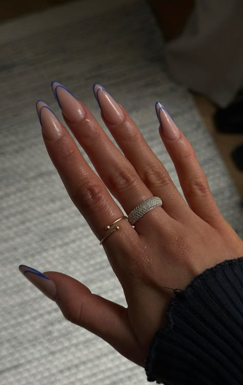 Blue French Almond Nails, Ring Inspo Jewelry, Jewels Aesthetic, French Almond Nails, Styling Aesthetic, Jewelry Gold Rings, Drawing Jewelry, Matted Nails, Pinterest Jewelry