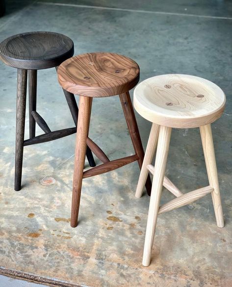 Wooden Stool Designs, Custom Bar Stools, Handmade Stool, Walnut Stools, Stool Kitchen, Funky Chairs, Oak Stool, Kitchen Stool, Stool Wood