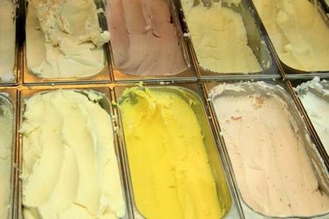 Gelateria Ice Cream Flavors Italian Gelato Recipe, Italian Ice Recipe, Gelato Recipes, Gelato Flavors, Italian Gelato, Italian Ice Cream, Gelato Recipe, Yummy Biscuits, Homemade Recipes Dessert