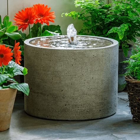 20+ Water Feature Ideas to Create a Unique Dream Garden Oasis Water Fountain For Home, Patio Fountain, Concrete Fountains, Campania International, Outdoor Water Feature, Electric Water Pump, Splash Color, Small Fountains, Fountain Pump