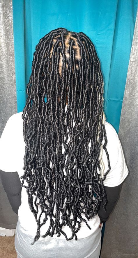 18inch Soft Locs, Micro Braids Hairstyles, Soft Locs, Girl Hairstyle, Faux Locs Hairstyles, Micro Braids, Locs Hairstyles, Faux Locs, Box Braids Hairstyles