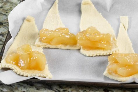 Easy Apple Crescent Rolls - 3 Ingredient Dessert Recipe Easy Apple Turnovers With Crescent Rolls, Dessert Crescent Roll Recipes, Apple Turnovers With Crescent Rolls, Apple Crescent, Apple Crescent Rolls, Recipes 3 Ingredients, Lazy Recipes, Crescent Roll Recipes Dessert, Easy Crescent Roll Recipes