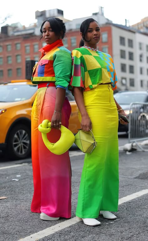 Colorful Clothing, Fest Outfits, Skandinavian Fashion, Colorful Outfits, Rainbow Gradient, High Waisted Maxi Skirt, High Waist Skirt, Denim Maxi Skirt, Colourful Outfits