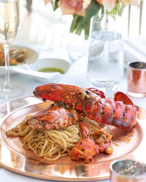 Crustacean Beverly Hills by House of garlic crab and garlic noodles Crustacean Beverly Hills, Garlic Crab, Garlic Noodle, Garlic Noodles, Crustaceans, Seafood Dishes, Yummy Recipes, Fine Dining, Beverly Hills