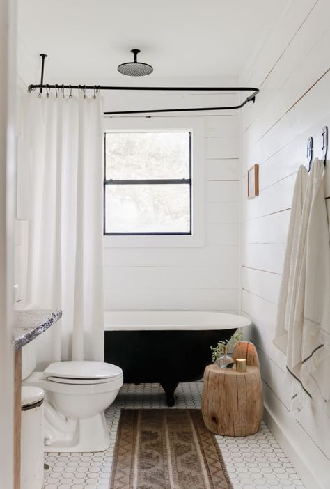 Small Bathroom With Clawfoot Tub, Clawfoot Tub Shower Combo, Bathroom Clawfoot Tub, Victorian Bathroom Accessories, Bathroom With Clawfoot Tub, Clawfoot Tub Bathroom, Bathroom Tub Shower Combo, Clawfoot Tub Shower, Wall Sconces Living Room