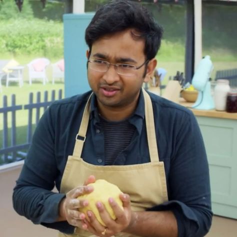 Great British Baking Show 2018: Rahul Mandal Controversy British Baking Show Recipes, Great British Baking Show, British Baking Show, British Baking, Great British Bake Off, Caught On Camera, Great British, Scandal, Pastry