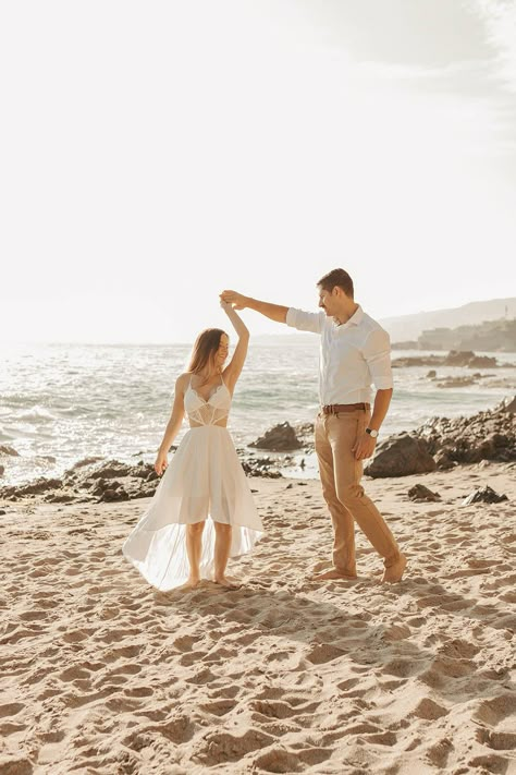 Engagement Photo Shoot Beach, Engagement Pictures Beach, Laguna Beach Engagement, Couples Beach Photography, Couple Beach Pictures, Couple Beach Photos, Beach Photo Session, Perfect Sunset, Beach Engagement Photoshoot