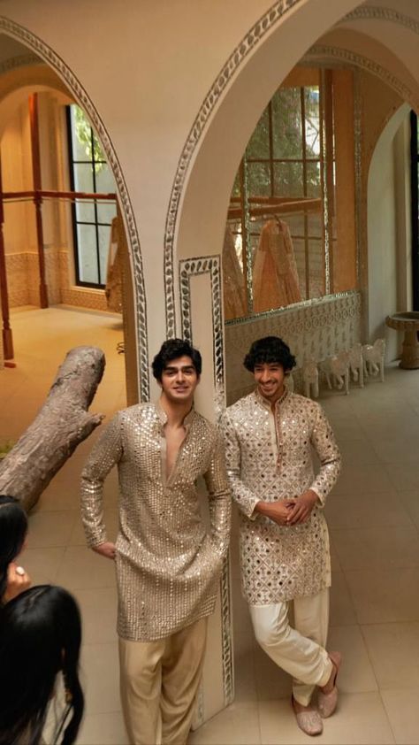 Bollywood Men Outfit, Bollywood Wedding Outfit Men, Party Wear Men’s Outfits, Mehndi Dresses For Boys For Men, Haldi Kurta For Groom, Sufi Night Outfit For Men, Indian Groom Wedding Outfit, Indian Groom Wear Wedding Sherwani, Indian Wedding Outfits Men