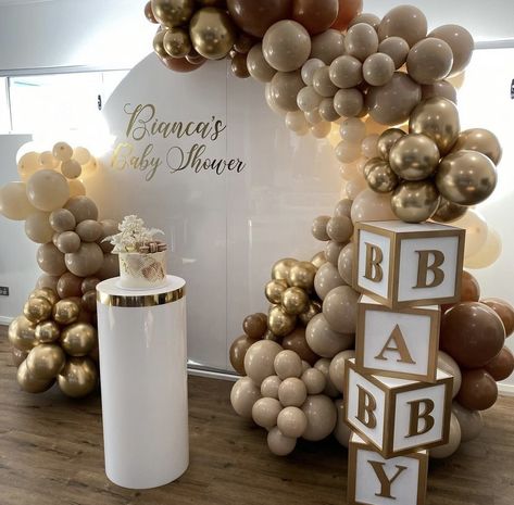 Gold And White Gender Reveal Party, Brown And White Baby Shower Ideas, Gender Reveal Ideas Nude Colors, Tan Baby Shower Ideas, Gold And White Baby Shower Ideas, White And Gold Baby Shower Ideas, Brown Gender Reveal, Brown Baby Shower Ideas, Lion Baby Shower