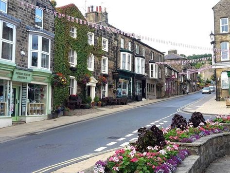 Pateley Bridge, Yorkshire Towns, Wentworth Woodhouse, Heritage Railway, Uk History, East Yorkshire, Country Park, Tourist Trap, The Tourist