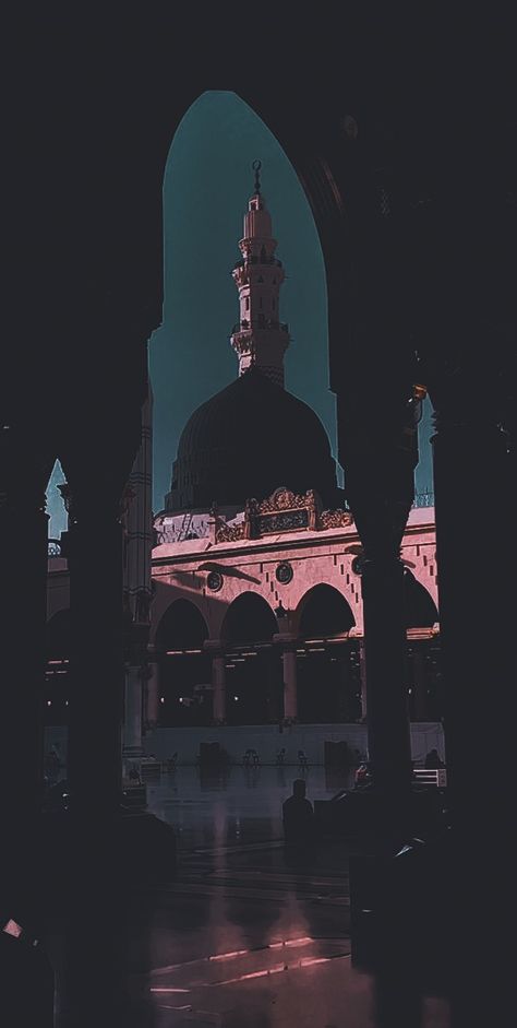 Makka Madina Wallpaper, Madina Pic, Masjid Aesthetic, Macca Madina, Madina Sharif Beautiful Pic, Mecca Images, Khwaja Ji Pic, Social Media Images Design, Fesyen Islam