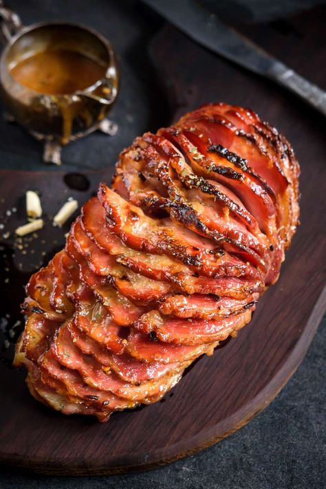 Best Spiral Ham Recipe, Cooking Spiral Ham, Ham Dishes, Spiral Sliced Ham, Ham Dinner, Ham Glaze Recipe, Spiral Ham, Honey Baked Ham, Christmas Ham