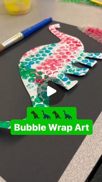 Bubble Wrap Dinosaur Painting, Messy Play Themes, Dinosaur Toddler Art, Dino Art Preschool, Dino Crafts Toddlers, Bubble Wrap Activities, Dinosaur Preschool, Dinosaur Crafts Preschool, Dino Craft