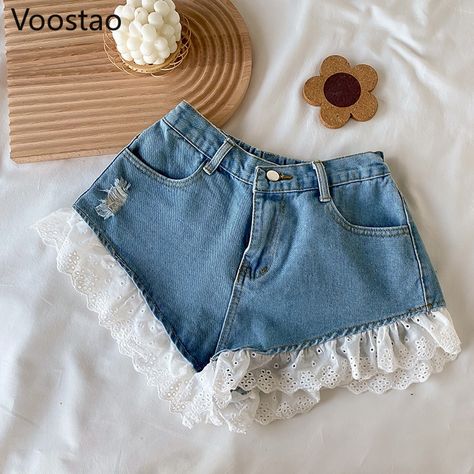 Lace Two Piece Set, High Waisted Shorts Outfit, Chicas Aesthetic, Y2k Women, Jean Purses, Dress Designing, Shorts Sets, Shorts Outfits, High Waist Shorts