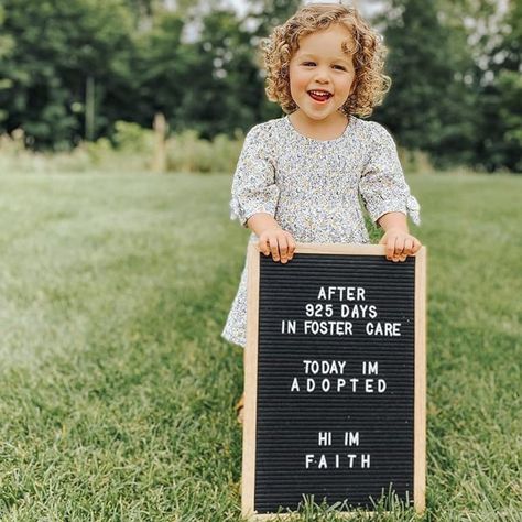 Adoption Day Photos Ideas, Adoption Day Letter Board, Adoption Hearing Photos, Adoption Day Photo Shoot, Adoption Announcement Ideas Foster Care, Foster Adoption Announcement, Adoption Picture Ideas, Foster To Adopt Announcement, Adoption Courthouse Photos