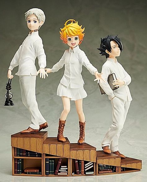 Figurines Anime, Action Figures Anime, Anime Figurine, The Promised Neverland, Dark And Twisted, Anime Room, Anime Accessories, Anime Figurines, Promised Neverland