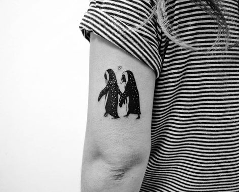 Cool Penguin Tattoos, Matching Penguin Tattoo, Penguin Tattoo Couple, Penguin Tattoo, Matching Tattoo, Sleeves Ideas, Subtle Tattoos, Art Tattoos, Matching Tattoos