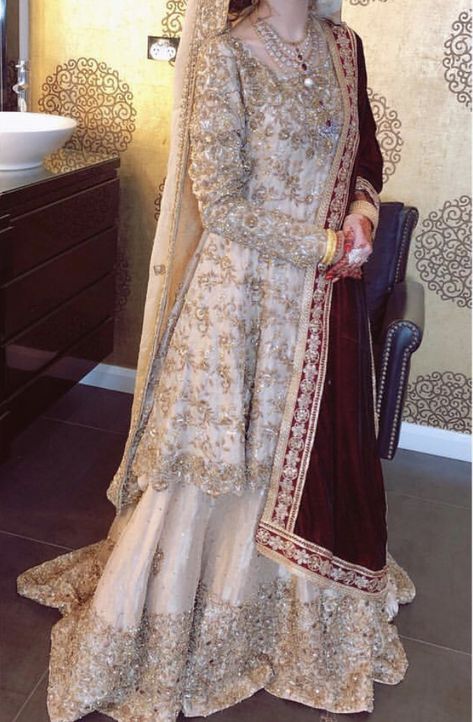 Nikkah Outfit Inspiration, White And Pink Nikkah Dress, Bridal Nikah Dress Pakistani, Simple Engagement Dress For Bride Pakistani, Bridal Nikah Dress, Simple Bridal Dresses Pakistani, Groom Sister Dress Pakistani, Bride To Be Dress Ideas, Nikkah Outfit Pakistani Bridal