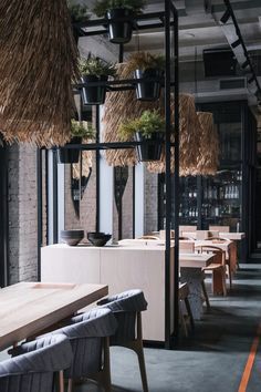 Lodbrok Restaurant / DA architecture bureau | ArchDaily Server Station, Scandinavian Restaurant, Bureau Decor, Bali Decor, Architecture Restaurant, High Windows, Design Café, Restaurant Concept, Modern Restaurant