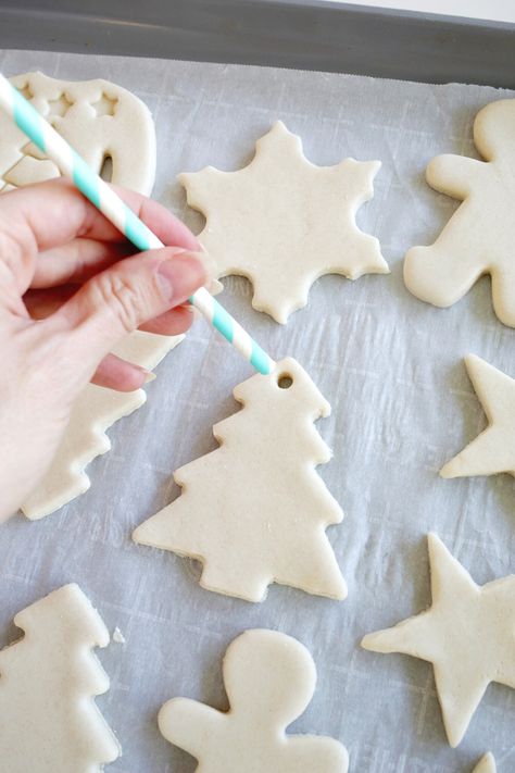 Salt Dough Ornaments - Childhood Magic Easy Salt Dough Ornaments, Gingerbread Salt Dough, Salt Dough Christmas Ornaments, Scented Ornaments, Salt Dough Crafts, Easy Ornaments, Handprint Ornaments, Salt Dough Ornaments, Dough Ornaments