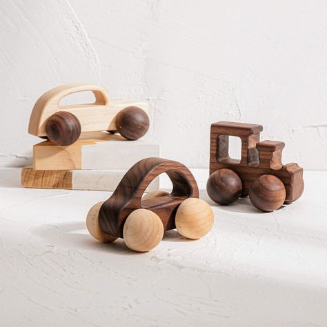 Wooden Cars, Toys Montessori, Car Toys, Wooden Car, Wooden Baby Toys, Organic Wood, Unique Toys, Block Toys, Toy Craft