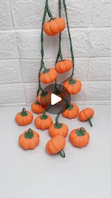 Natalie Imbruglia, Easy Diy Decor, Beautiful Pumpkins, Easter Decorations Dollar Store, Easter Decorations Kids, Easter Decorations Vintage, Christmas Gift Basket, Easter Decorations Christian, Easter Decorations Outdoor