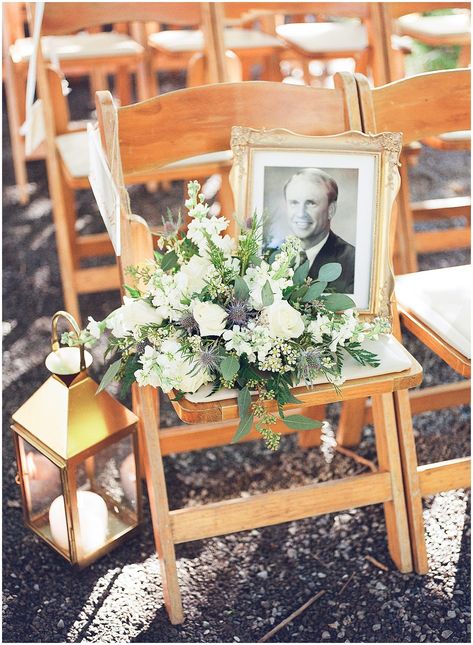 Kate and Brody's fall Hawkesdene wedding was just gorgeous. The two married under the tree-lined driveway with their closest friends and family in attendance. There were several sweet touches during their wedding that I just loved. Kate and Brody lit a unity candle and honored Kate's father with a photo and flowers on a front-row seat. I also loved that they took the time to have a few photos with their pups who were with them for the week. Budget Fall Wedding Decor, Including Grandparents In Wedding, Things To Do For Lost Loved Ones At Wedding, Loved Ones Seat At Wedding, Lost Loved One Wedding Ideas, Missing Loved Ones Wedding, Those Who Cant Be Here Wedding, Wedding Decor For Lost Loved Ones, Honoring Family Members At Wedding