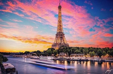 Paris Background Aesthetic, Eiffel Tower Landscape, Paris Pics, 4k Wallpapers For Pc, Paris Tour Eiffel, Paris Wallpaper, Cute Laptop Wallpaper, Paris Images, Paris Pictures