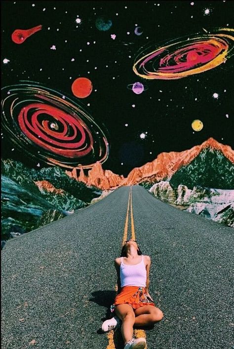 Weekly Inspiration Dose 073 - Indieground Design #graphicdesign #design #art #inspiration #space #futuristic #photocomposition #dream #cosmic #surrealistic #planets #galaxy Photographie Art Corps, Grafika Vintage, राधा कृष्ण वॉलपेपर, Weekly Inspiration, Surreal Collage, Artsy Photos, Artsy Pictures, Photo Composition, Galaxy Art