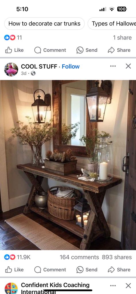 Open Foyer Ideas Entryway, Small Foyer Ideas Entryway, Small Foyer Ideas, Corner Decorating Ideas, Traditional Farmhouse Decor, Hallway Seating, Foyer Ideas Entryway, Foyer Furniture, Farmhouse Entry