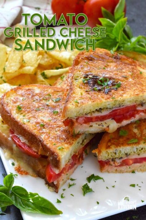 Tomato Grilled Cheese, Tomato Sandwich Recipes, Cabbage Steaks Recipe, Grilled Cheese With Tomato, Toasted Sandwiches, Tomatoes On Toast, Nostalgic Childhood, Pesto Cheese, Grilled Ham