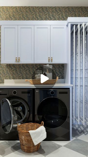 Style & Structure on Instagram: "Transform your laundry 🧺 room into an organized haven with these essential features:  🌿Closed and Open Storage: Maximize space and efficiency with a mix of closed cabinets to hide clutter and open shelves for easy access. Don’t forget to include hanging space for delicates and freshly ironed clothes.   - #laundryroomdesign #StorageSolutions #OrganizedHome  🌿Built-in Drying Racks: Say goodbye to bulky, freestanding drying racks. Built-in drying racks save space and are perfect for air-drying your clothes.   - #DryingRacks #SpaceSaver #LaundryHacks  🌿Roll Out Drawers for Laundry Baskets: Keep your laundry baskets out of sight and your space tidy with roll-out drawers. They’re convenient and help maintain a clean look.  - #laundryroomideas #StorageIdeas #h Laundry Room Design With Drying Rack, Small Utility Room Ideas Layout Storage, Built In Drying Rack Laundry, Laundry Cupboard Ideas, Laundry Room Hanging Rack, Castle House Interior, Drying Cabinet, Hide Clutter, Laundry Cupboard