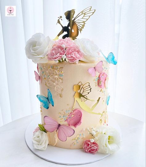 Enchanted Cake Design, Girly Butterfly Cake, Princess Fairy Cake Ideas, Fairy Enchanted Cake, Fairy Theme Cake Design, Enchanted Fairy Birthday Cake, Fairy Butterfly Cake, Fairy Theme Cake Girl Birthday, Fairy Birthday Cakes For Girls Kids